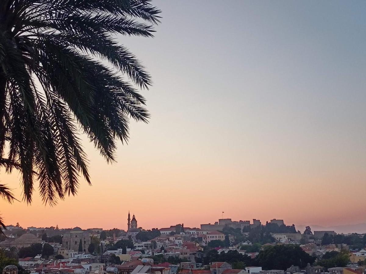 A Medieval Windmill Tower With Magnificent View Rhodes City 外观 照片